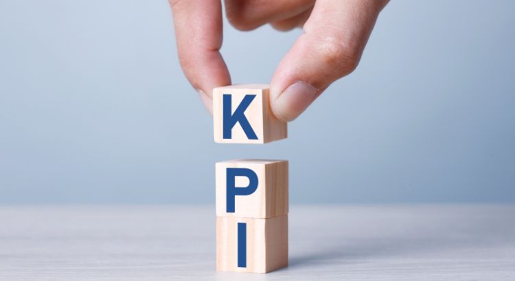 Qual a importância dos KPIs na operação logística?
